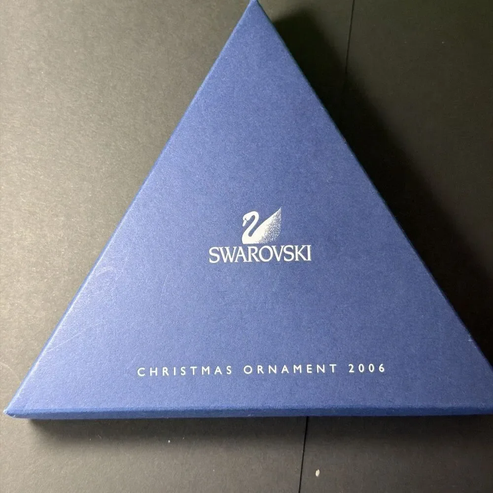 Swarovski Crystal 2006 SNOWFLAKE Christmas Ornament 9445 NR 000 044